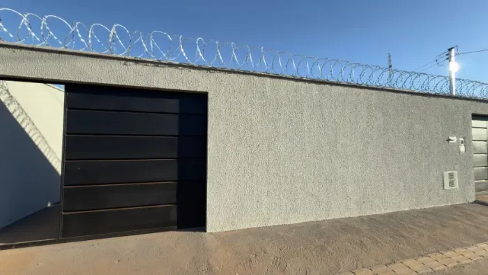 Casa em Goianira no parque Los Angeles