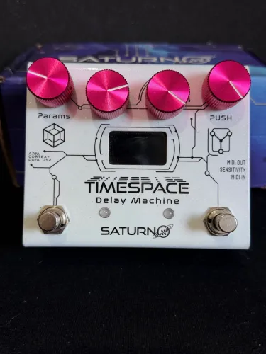 Pedal Saturno Timespace Delay Machine