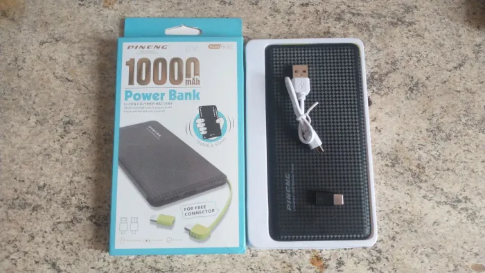 Power Bank v8 usb c lightning 10000mAh