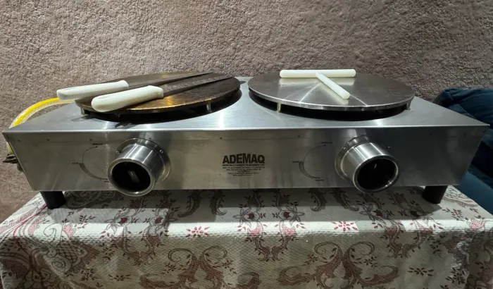 Máquina de crepe profissional Dupla Ademaq