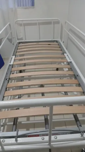Cama hospitalar nova
