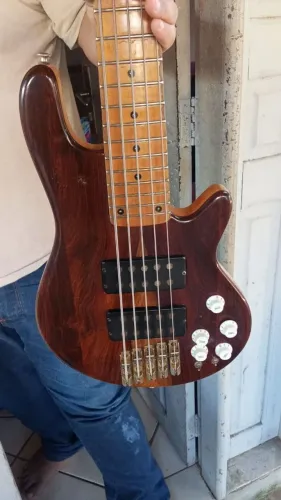 Contrabaixo Luthier