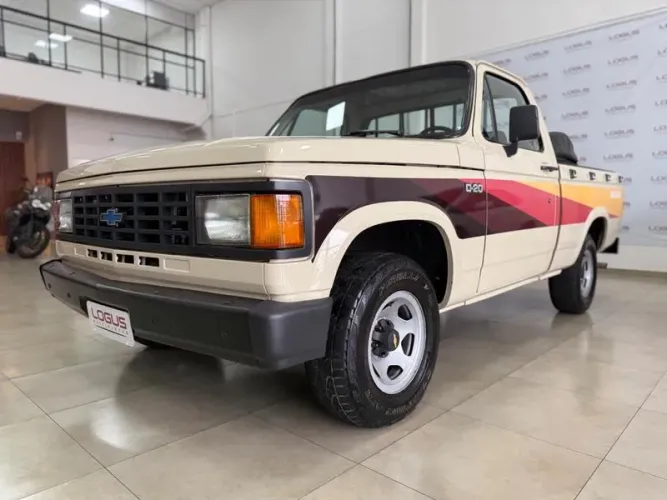 Chevrolet D-20 S / Luxe 3.9/4.0 Diesel 1988