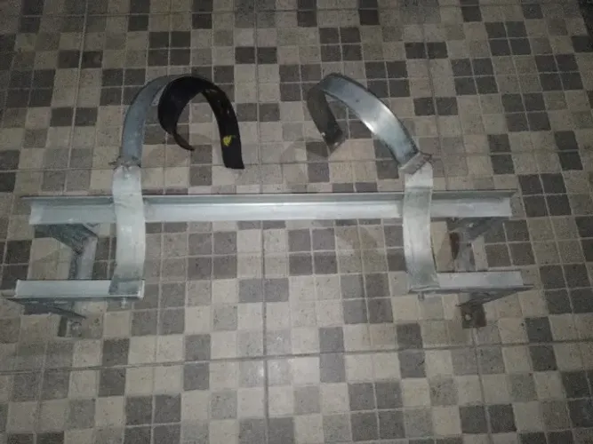 VENDO SUPORTE PARA GNV DE 8 a 10 MT³ ESTADO DE NOVO VALOR R$ 200 ENTREGO DEPENDENDO DO LOC