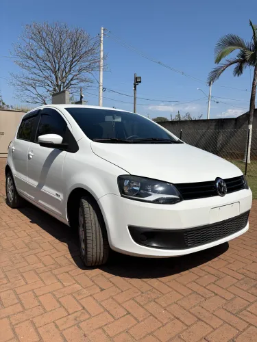 Volkswagen Fox 1.6 MI Total Flex 8V 5P 2014