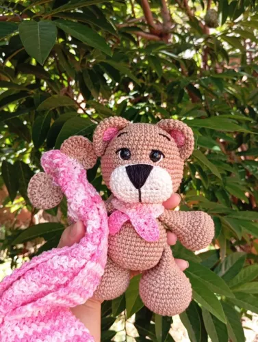 Ursinha e naninha amigurumi crochê
