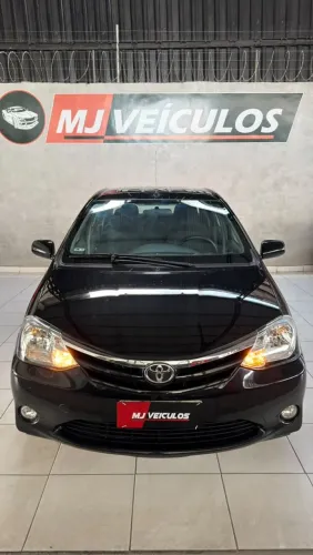 Toyota Etios XLS Sedan 1.5 Flex 16V 4P Mec. 2013