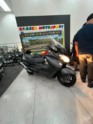 SUZUKI BURGMAN 650