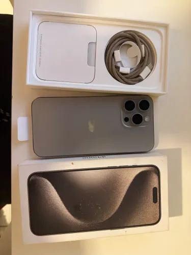 iPhone 15 pro Max 512gb