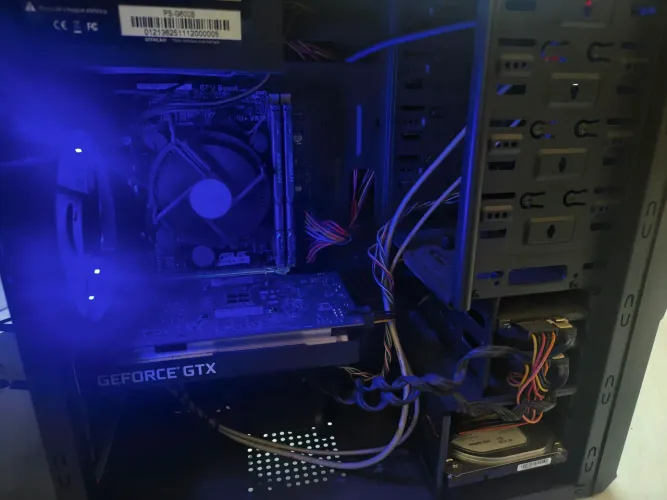 PC gamer + TV 40 polegadas