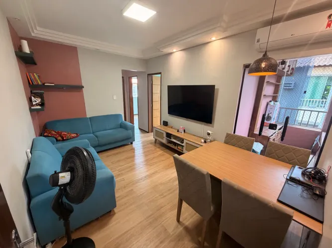 Apartamento Mobiliado à Venda