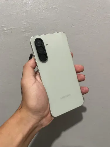VENDO SAMSUNG GALAXY A56 128GB NOVO!