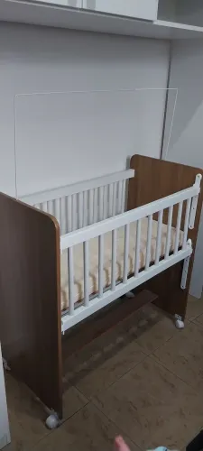 Mini Berço Infantil com Grade Móvel + Colçhão