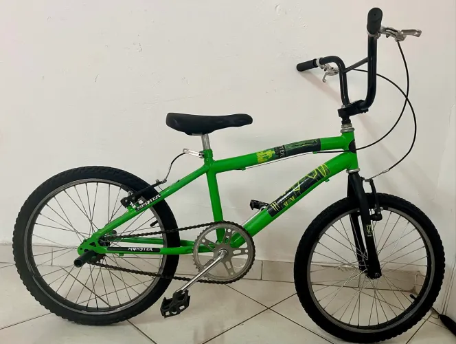 Monster - Aro 20