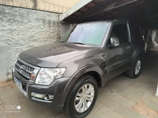 Mitsubishi Pajero HPE Full 3.2 4X4 T.i.dies. 5P AUT 2019