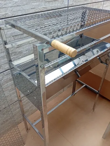CHURRASQUEIRA DE INOX GRANDE PORTÁTIL