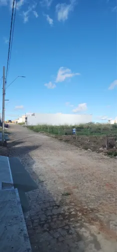 Lote Na rua de Armindo fundo do posto Brasília