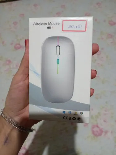 Mouse sem fio com Led recarregável