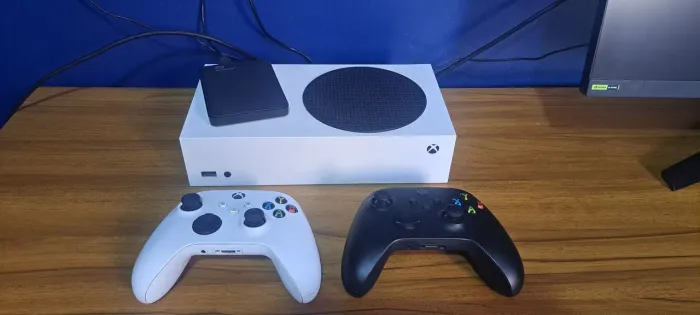 Xbox Series S (512 SSD e HD 500GB)