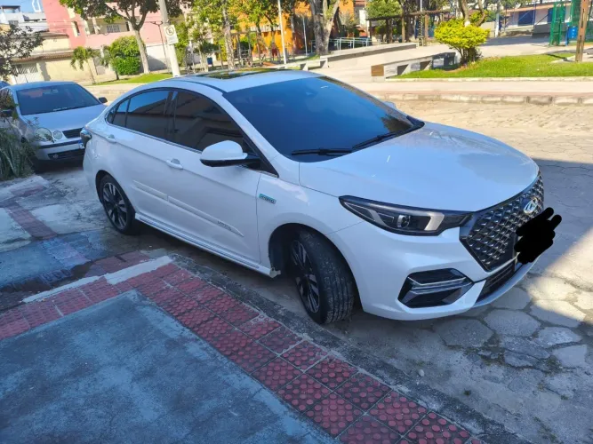 Chery Arrizo 6 PRO 1.5 Turbo (híbrido) 2025