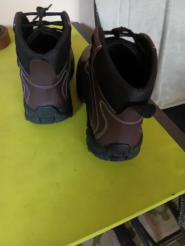 Bota CAT
