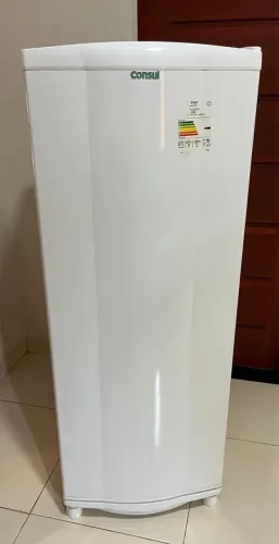 Geladeira Consul semi nova