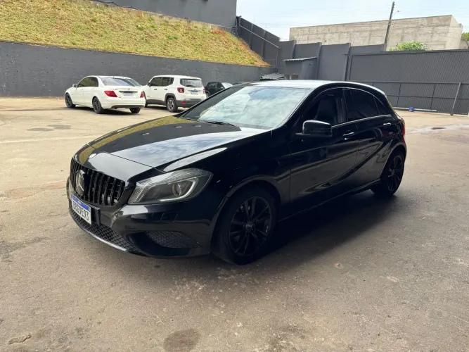 Mercedes-Benz Classe A 200 1.6 TB 16V Urban 156cv Aut. 2015