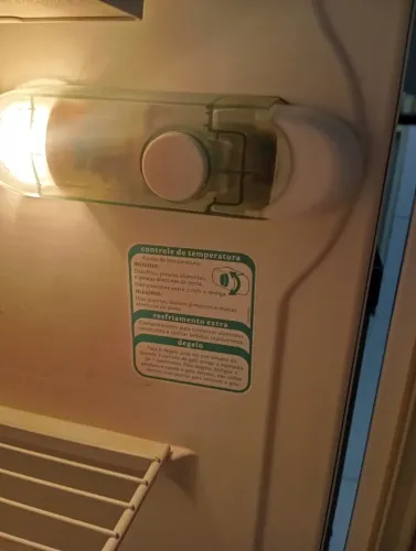 GELADEIRA MUITO BOA