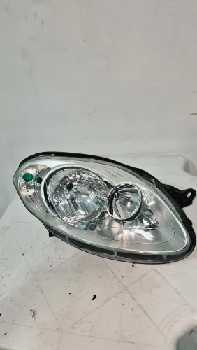 Farol Palio attractive lado direito (passageiro)