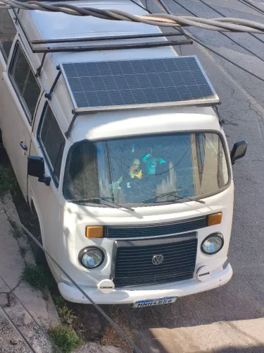 placa fotovoltaica completa.