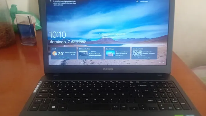 Vendo notebook Samsung, 7 meses de uso