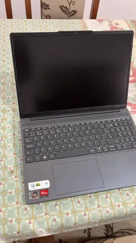 Notebook Lenovo Ideapad Slim 3