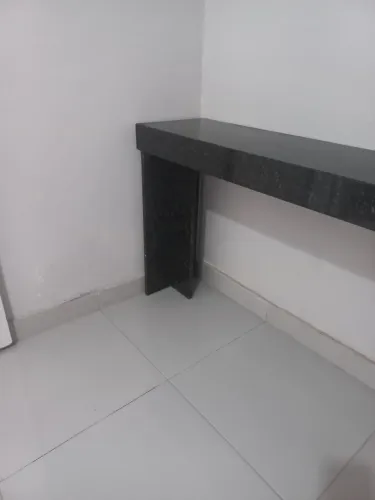 APARADOR EM GRANITO VERDE UBATUBA