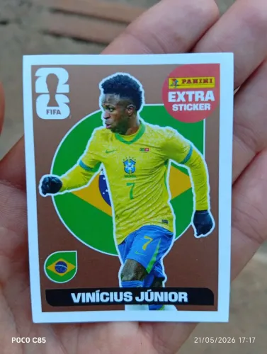 Vinícius jr de bronze 