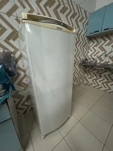 Geladeira Frost Free - 300 L