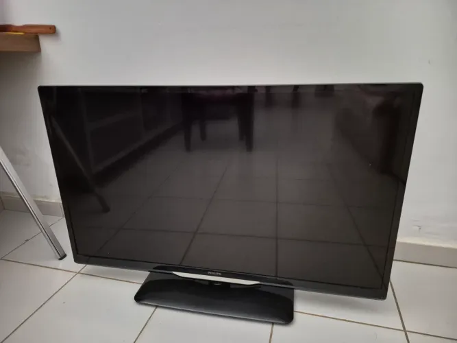 TV Philips 39"