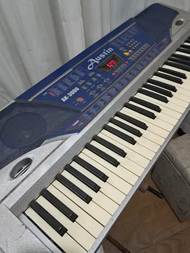 Teclado Austin troco ou vendo