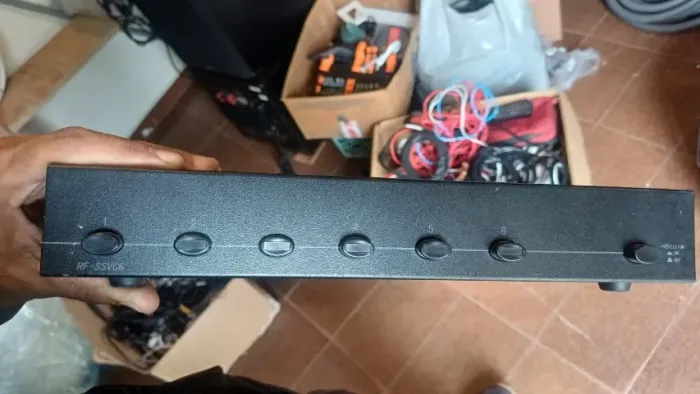 Seletor de Áudio Rocketfish RF-SSVC6 - Distribua o som da sua casa!