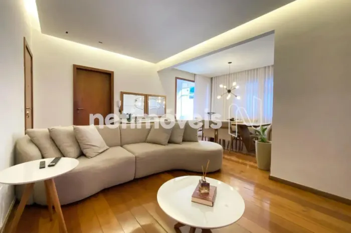 Apartamento amplo e muito bem distribuído à venda no Padre Eustáquio!