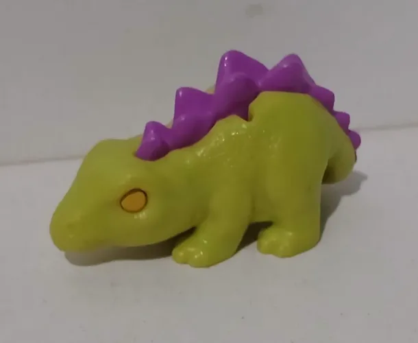 BONECO MINIATURA KINDER OVO JURASSIC PARK WORLD DINOSSAURO ESTEGOSSAURO