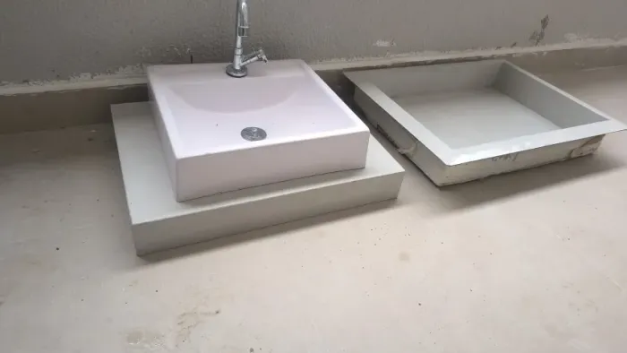 Nicho em porcelanato/ bancadas de porcelanato