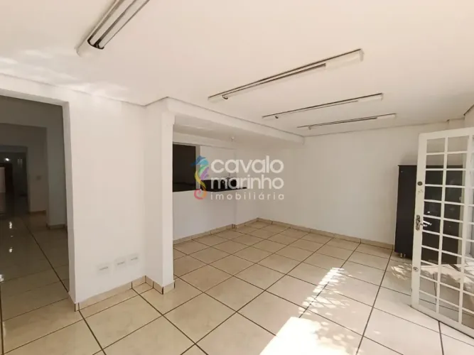 Ponto comercial para alugar de 5 salas, 250m² - Centro.