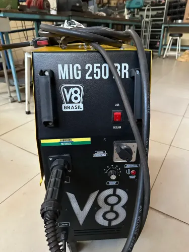 Máquina de solda MIG