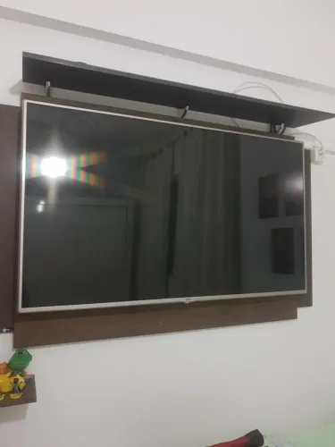 Tv LG para retirada de peças
