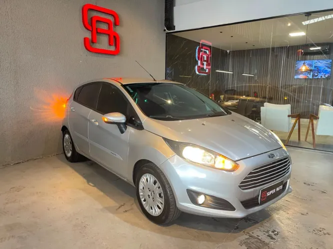 Ford Fiesta 1.6 16V Flex Mec. 5P 2017