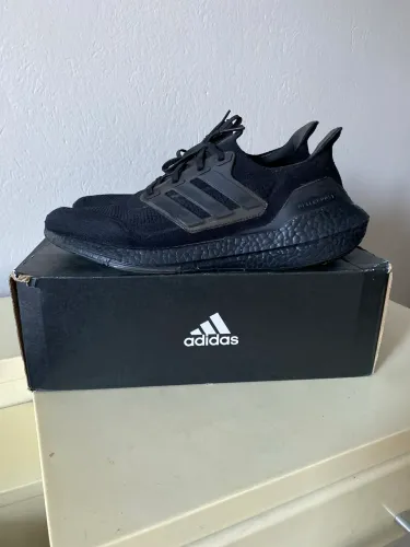 Tênis adidas ultraboost