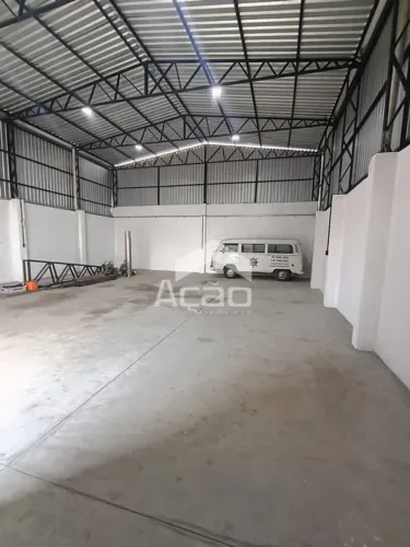 Galpão Para Venda e Locação com 252m² no Bairro Barra do Rio em Itajaí/SC