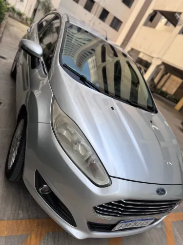 Ford Fiesta Tit./tit.plus 1.6 16V Flex Aut. 2015