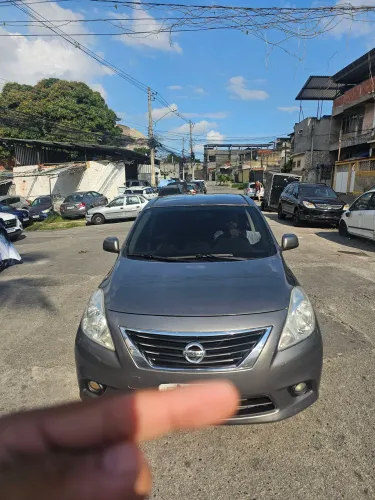 Nissan Versa SL 1.6 16V Flex Fuel 4P Mec. 2014