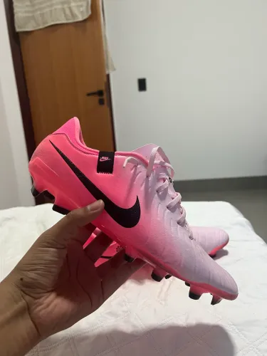 Chuteira Nike Tiempo academy campo 